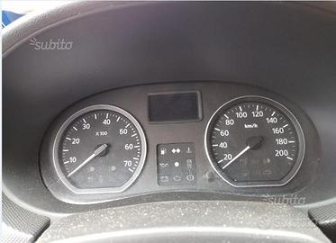 Quadro strumenti Dacia sandero Anno:2011 1.5 DCI