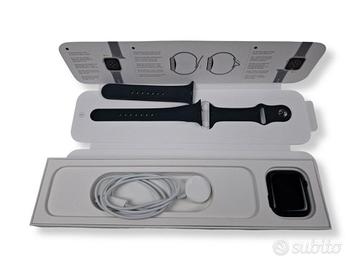 apple watch se 40mm usato pochissimo batteria 100%