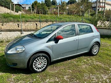 FIAT Grande Punto - 2009