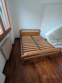 Struttura letto matrimoniale legno massello