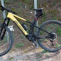 Bici E-bike elettrica Berria Mako GT 7 mis. M