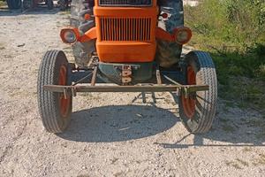 trattore fiat 750