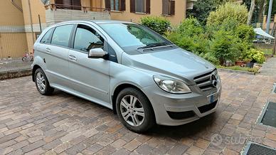 Mercedes Classe B NGT benzina metano
