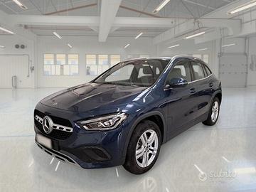 MERCEDES-BENZ GLA 250 E PLUG-IN HYBRID AUTO BUSINE