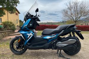 BMW C400X