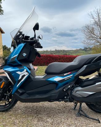 BMW C400X