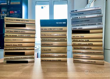 Lotto 28 Libri Cosmo oro e argento