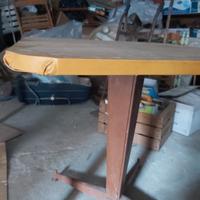 Tavolo semirotondo in ferro 