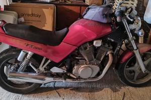 due Moto Suzuki vx 800