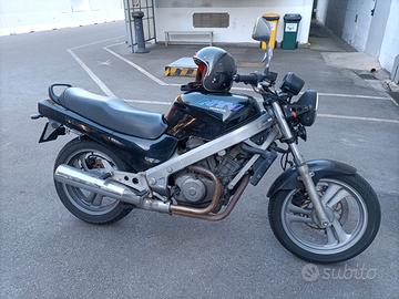 Honda NTV 650 - 1995