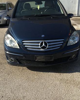 Ricambi Mercedes Benz Classe B 180 CDI W245