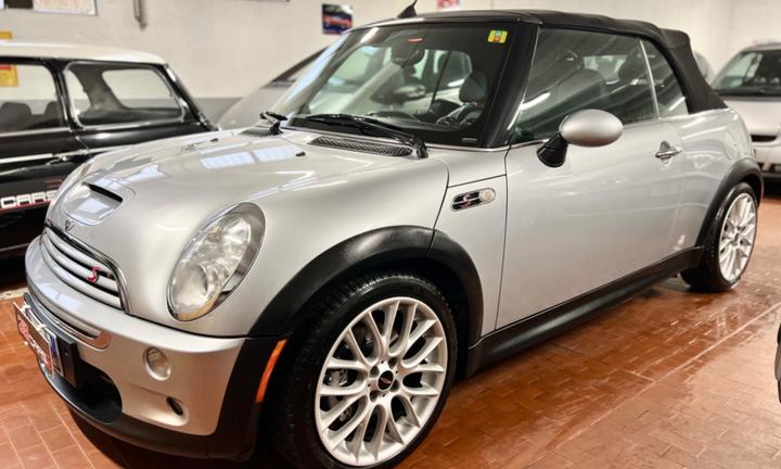 Mini CABRIO versione JCW con 211 cavalli iscrivibi