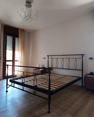 Letto matrimoniale 160x190 cm