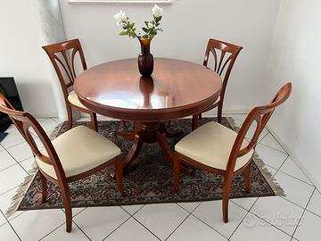 Tavolo rotondo + n. 4 sedie Selva 1968