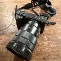 Sony a6500 4k + Sony 18-105 F4 + Flash + Microfono