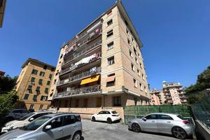 4 LOCALI A GENOVA