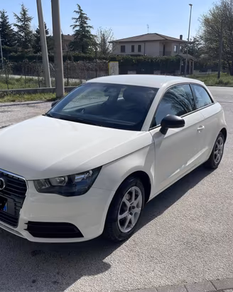 Audi A1 1.6 TDI 3 porte del 2012.