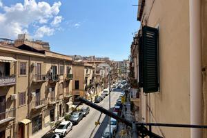 2 LOCALI A PALERMO