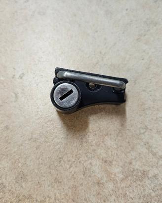 Porta casco originale Yamaha XT 600