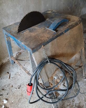 attrezzature  da giardino e varie