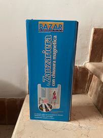 Zanzariera con chiusura magnetic a