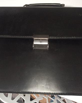 borsa nuova zara porta documenti 24h