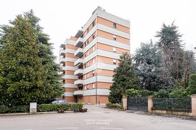 4 LOCALI A VIGNOLA
