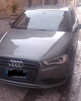 AUDI A3 SPB 2.0 TDI 184 CV clean diesel Ambiente