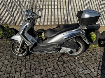 Piaggio Beverly 250 i.e.