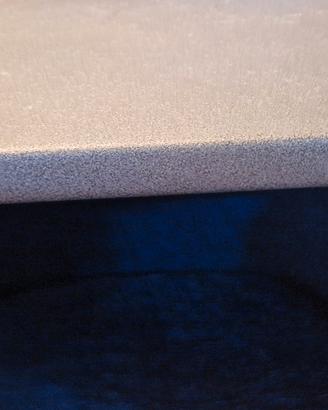 ripiano piano in legno laminato grigio stondato
