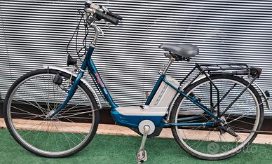 BICI ELETTRICHE DONNA USATE