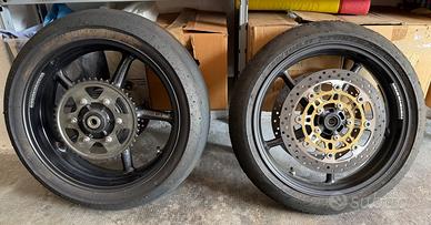 Coppia di cerchi per Triumph Daytona/StreetTriple