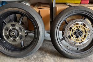 Coppia di cerchi per Triumph Daytona/StreetTriple