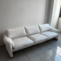 VICO MAGISTRETTI-Maralunga 3 posti per Cassina ‘70