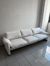 VICO MAGISTRETTI-Maralunga 3 posti per Cassina ‘70