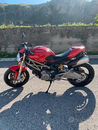 Ducati Monster 696 - 20th Anniversary 2013