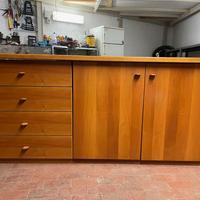 Mobile Basso in Legno Massello con Cassetti e Ante