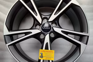 4 Cerchi In Lega NUOVI Originali Audi Da 19 RS3