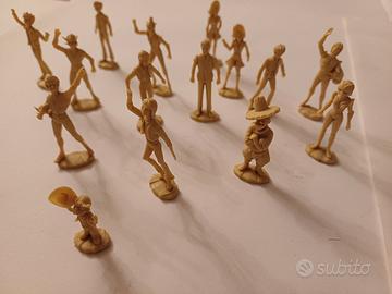 Figurine di guerra medioevale in miniatura