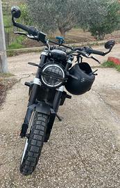 Husqvarna svartpilen 401