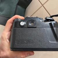 macchina fotografica Zenit 122 con obiettivo Helio