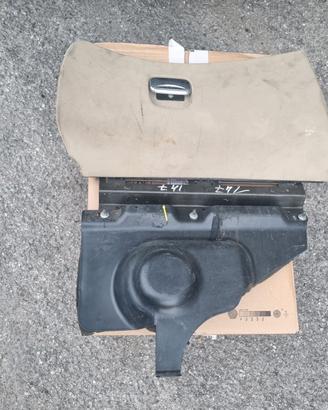 sportellino portaoggetti alfa 147