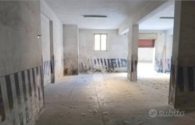 Garage Mq 120 Circa Piazza Principe di Camporeale
