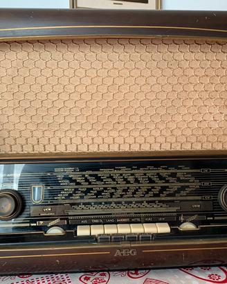 Radio a valvole d'epoca AEG 5076 WD