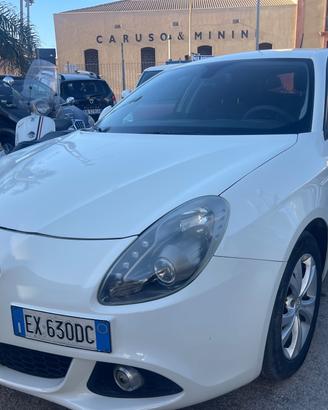 Alfa Romeo Giulietta 1.6 JTDm-2 105 CV Exclusive