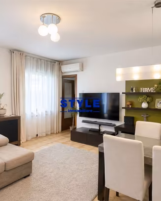 PORZIONE DI CASA CON GIARDINO PRIVATO