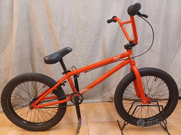 bmx freestyle marca VERDE