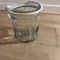 Vaso di vetro con corda