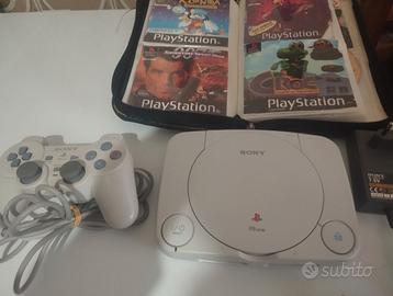 PS1 ONE SONY COME NUOVA CON GIOCHI