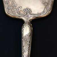 Specchio cesellato a mano punzonatura stella